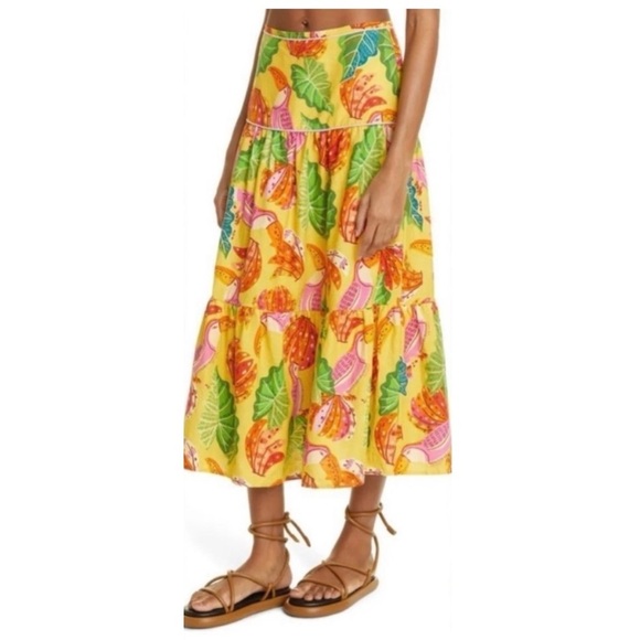 Farm Rio yellow beaks and bananas blouse skirt set - Picture 2 of 8